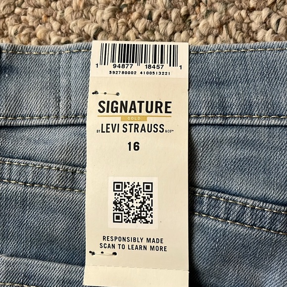 Signature by Levi Strauss & Co - Picture 3 of 5